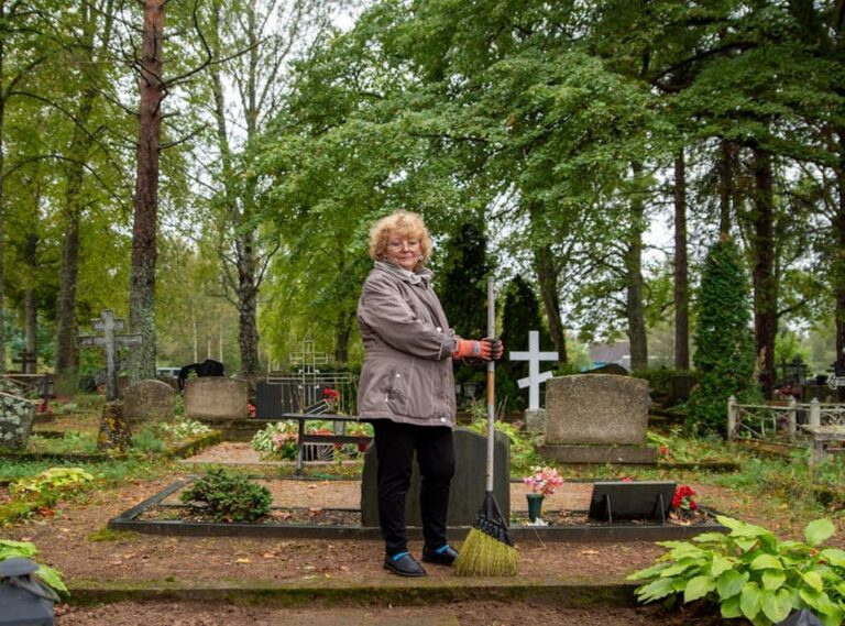 jutta urpilainen alasti